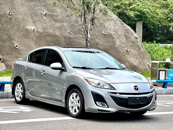 Mazda 3 Xingcheng 2011