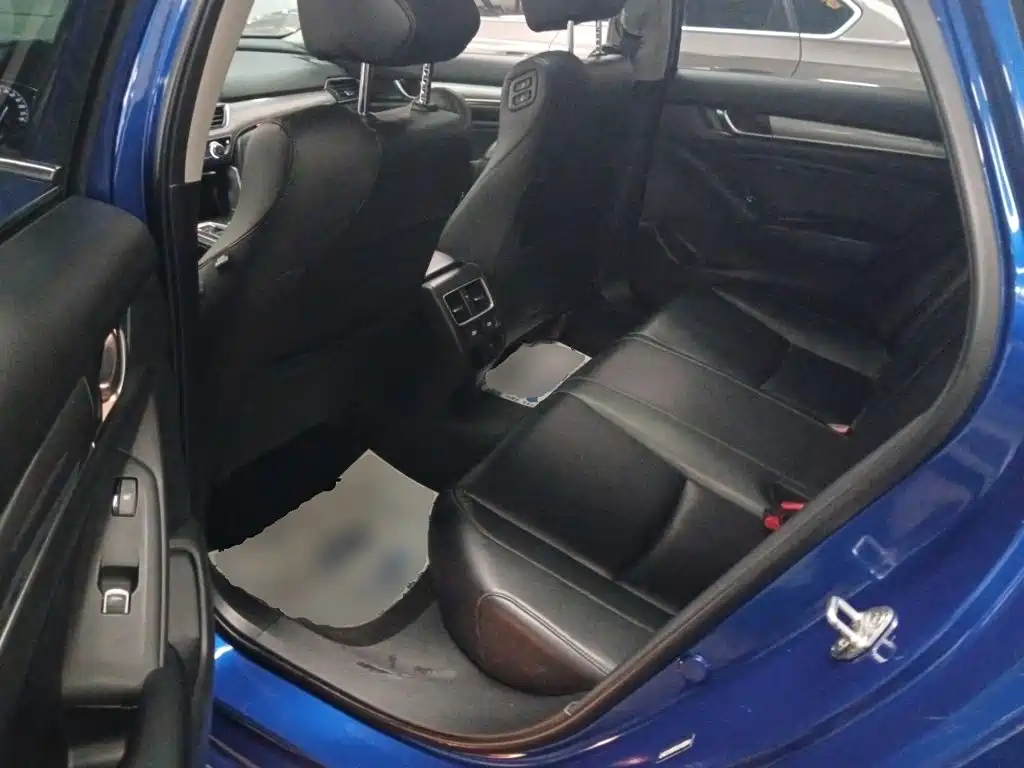Honda Accord 2020 — фото 13