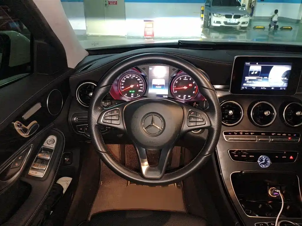 Mercedes-Benz C-Class 2017 — фото 3