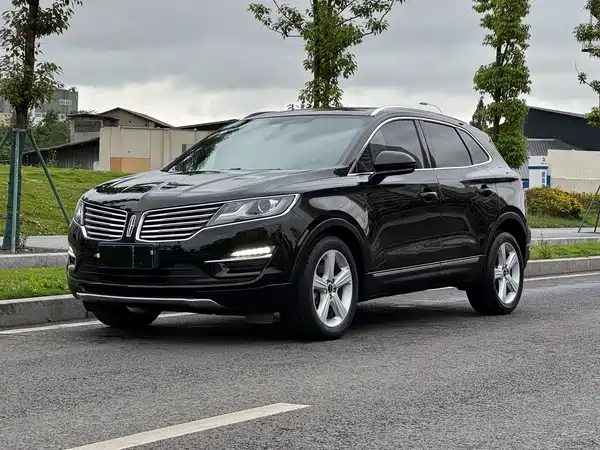 Lincoln MKC 2017