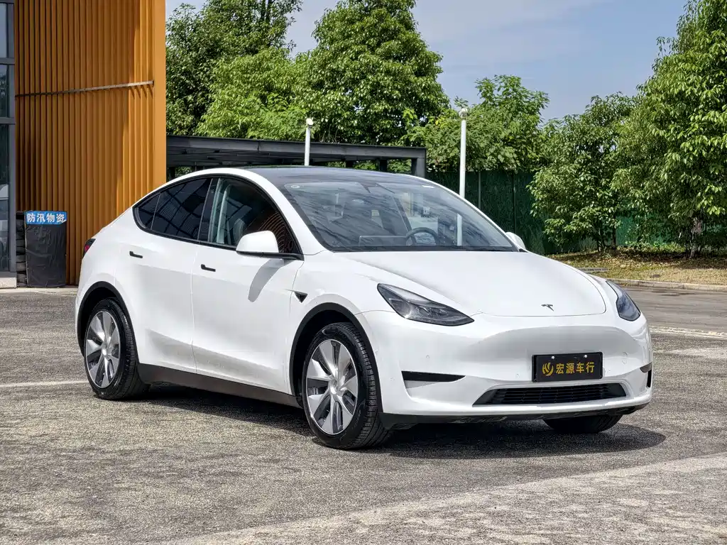 Tesla Model Y 2022 — фото 12