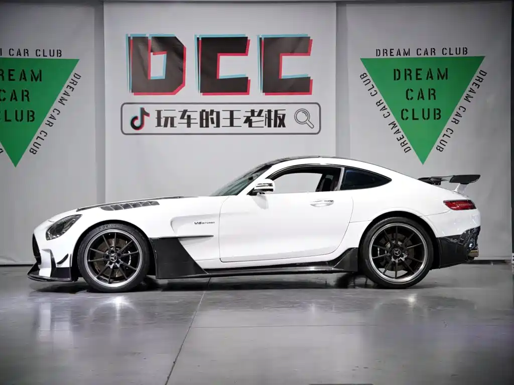 Mercedes-Benz AMG GT 2019 — фото 36