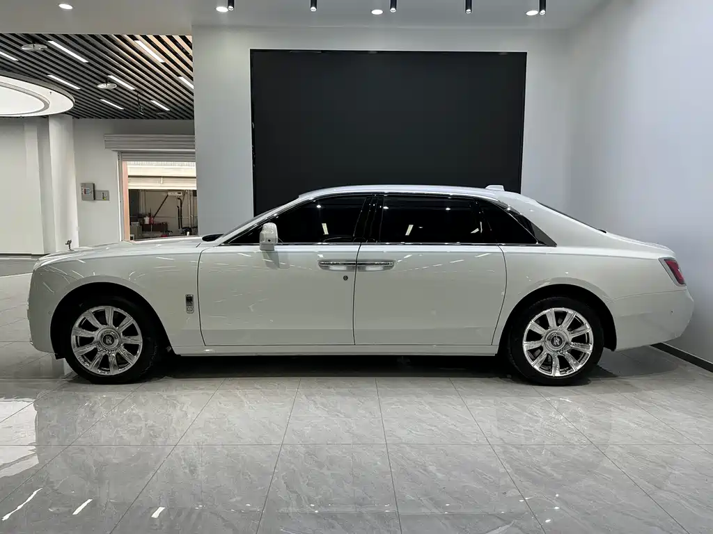 Rolls-Royce Ghost 2025 — фото 4