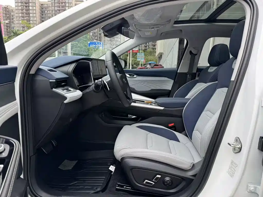 Geely Xingrui 2023 — фото 15