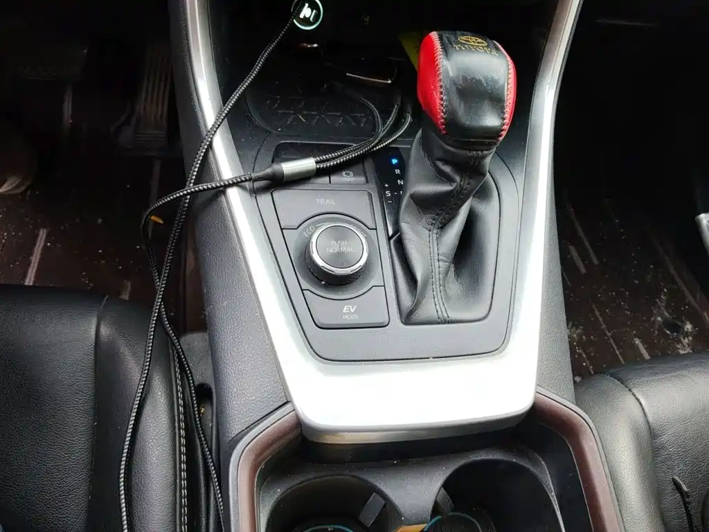 Toyota RAV4 2021