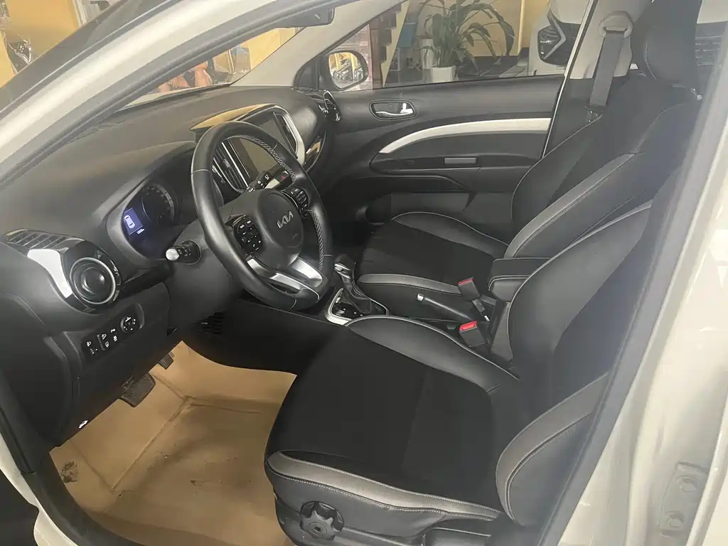 Kia KX1 2023 — фото 13