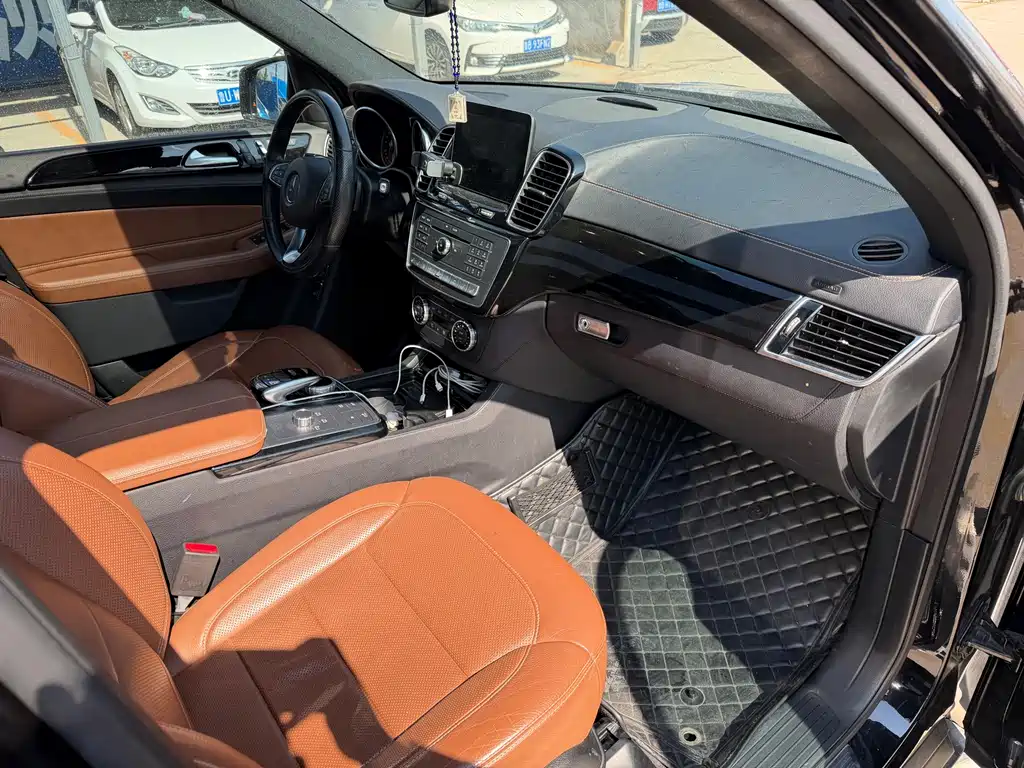 Mercedes-Benz GLE New Energy 2018 — фото 6