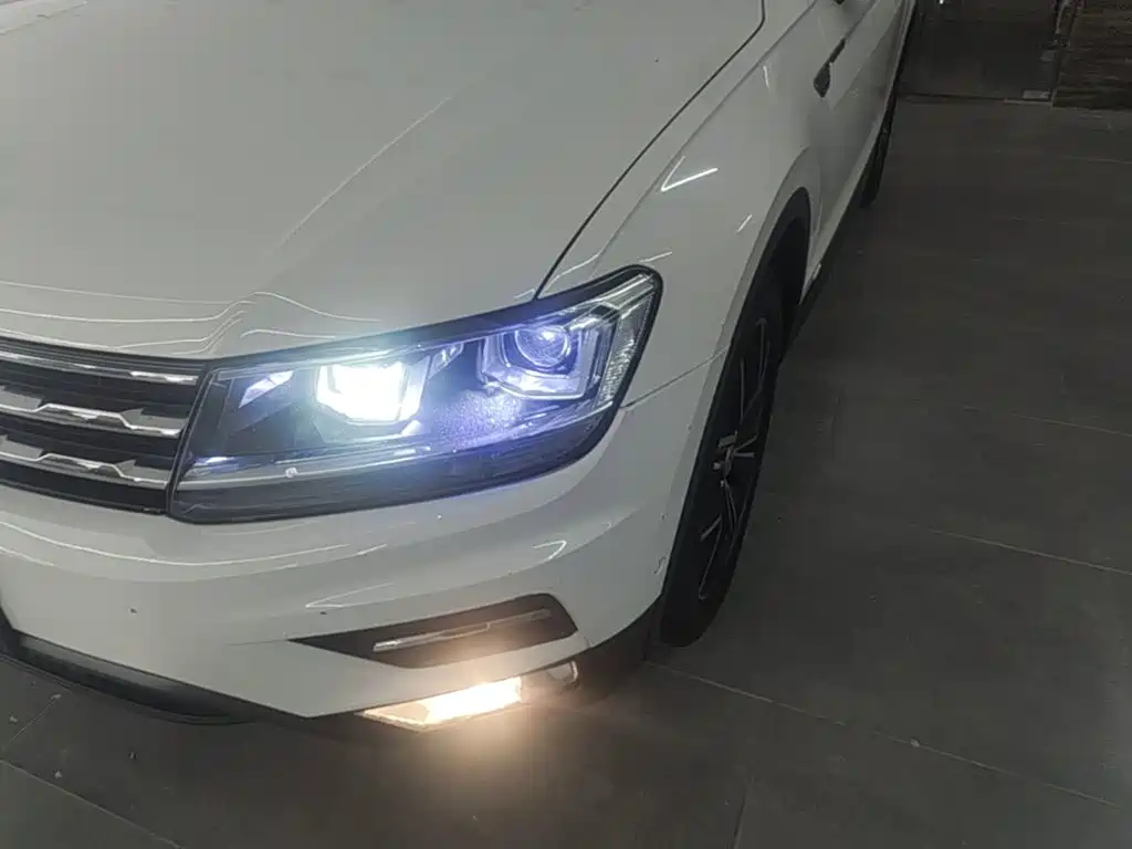 Volkswagen Tiguan L 2019 — фото 24
