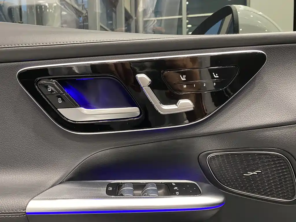 Mercedes-Benz GLC 2024