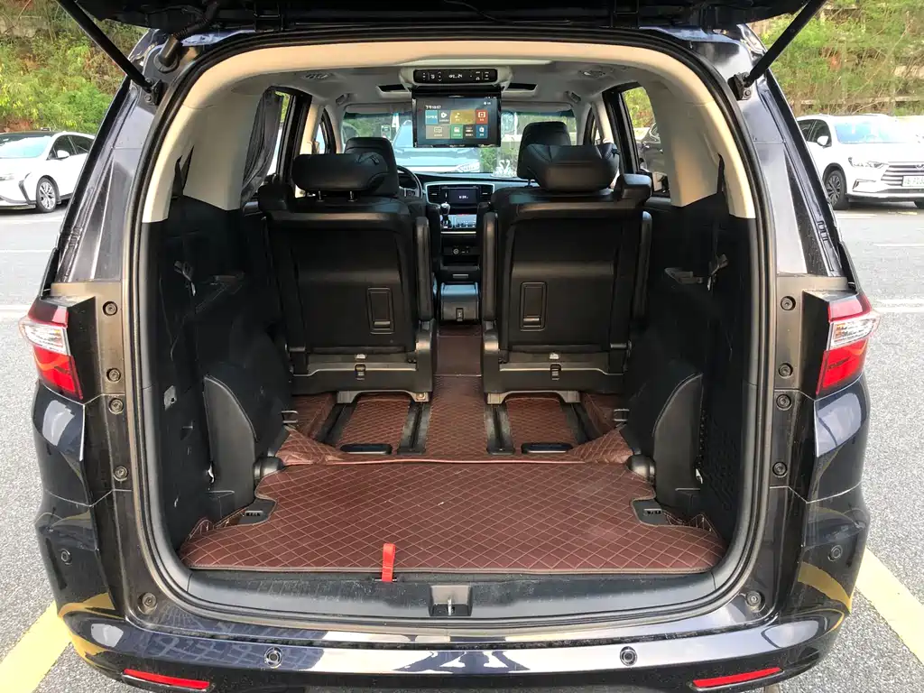 Honda Odyssey 2019 — фото 16