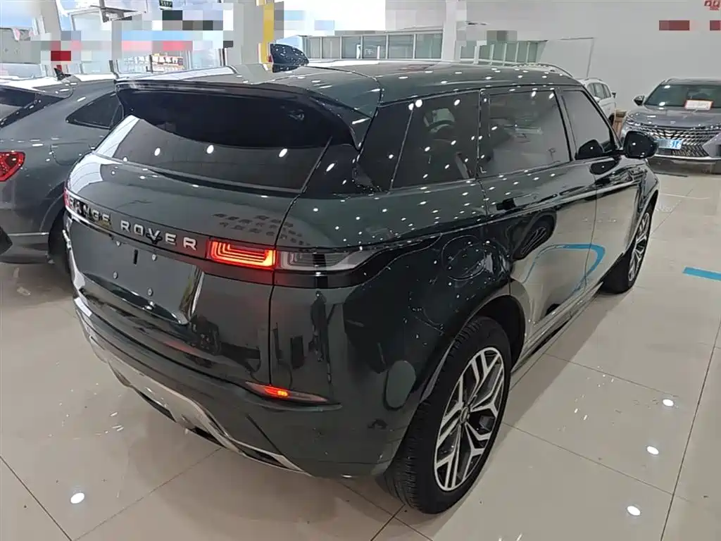 Land Rover Evoque 2023 — фото 7
