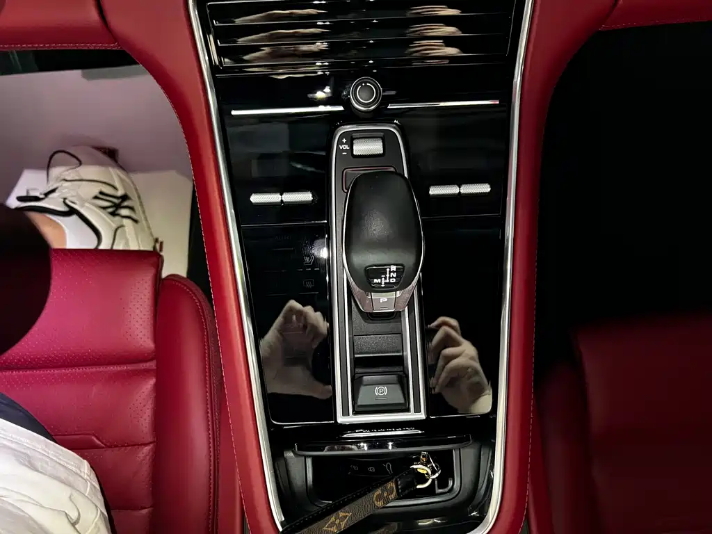 Porsche Panamera 2022 — фото 12