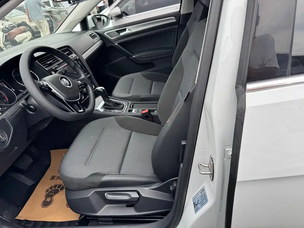 Volkswagen Golf 2019
