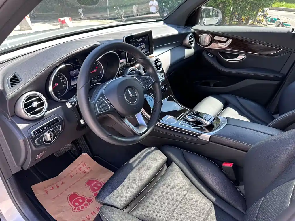 Mercedes-Benz GLC 2016