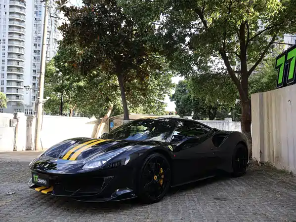 Ferrari 488 2018