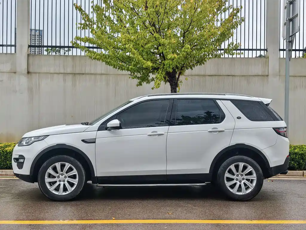 Land Rover Discovery Sport 2017 — фото 3