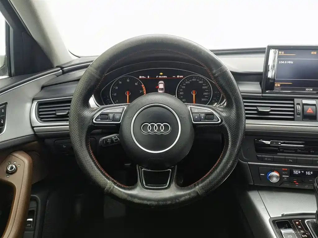 Audi A6L 2016 — фото 11