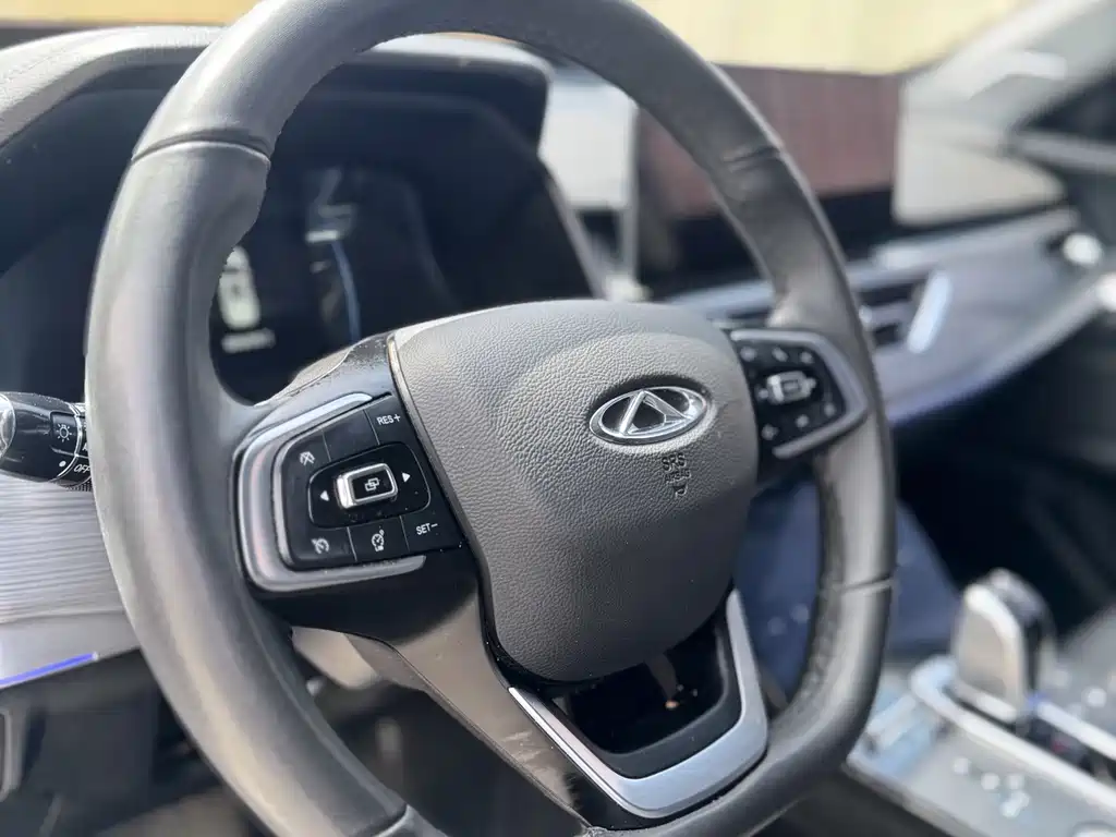 Chery Tiggo 8 2023 — фото 10