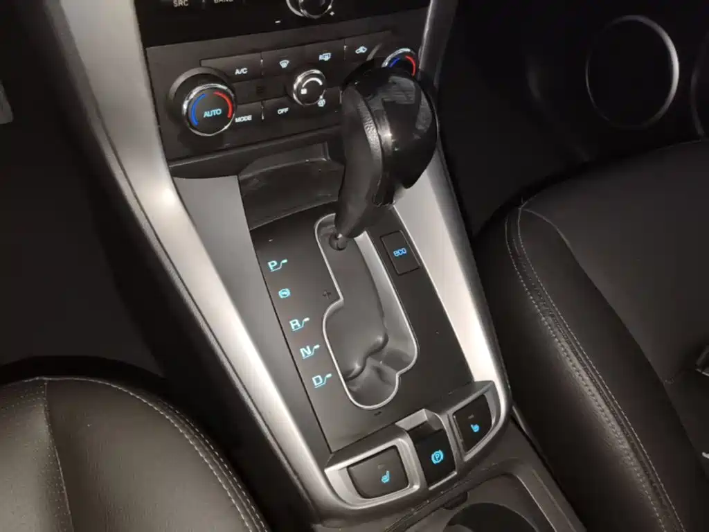 Chevrolet Captiva 2016 — фото 14