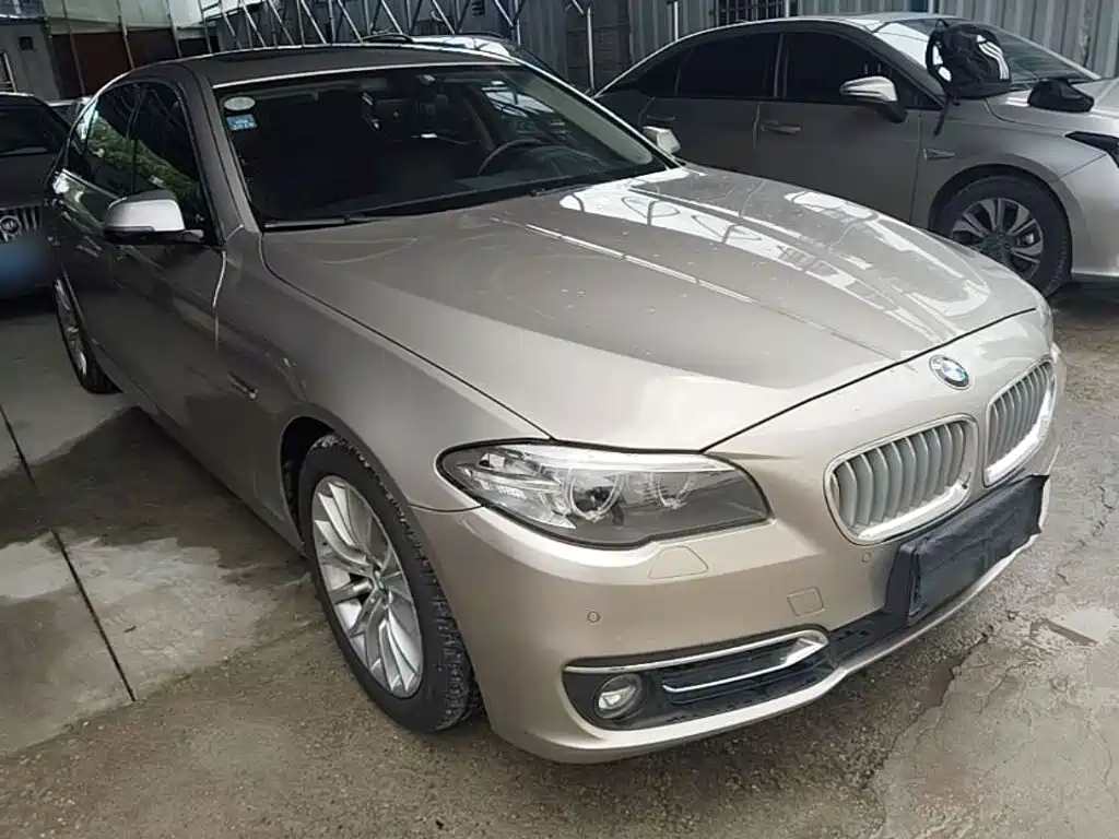 BMW 5 Series 2015 — фото 4