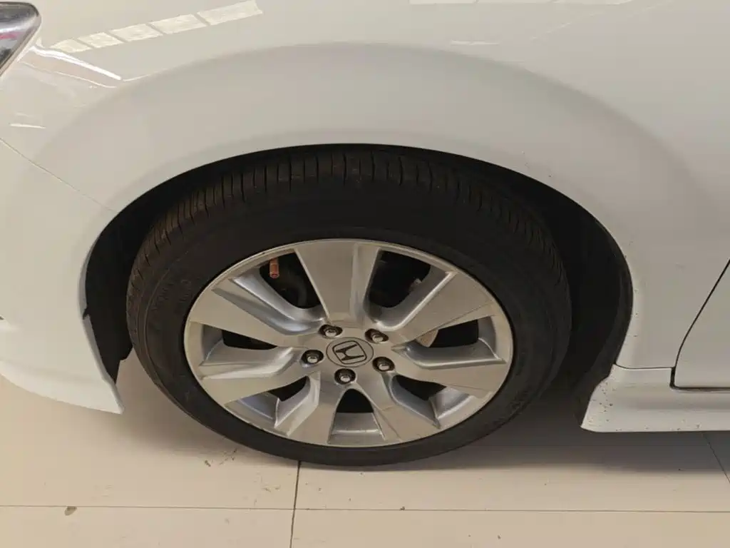 Honda Jade 2015 — фото 23