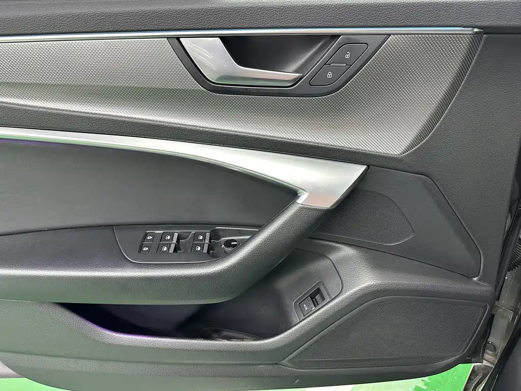 Audi A6L 2021 — фото 21