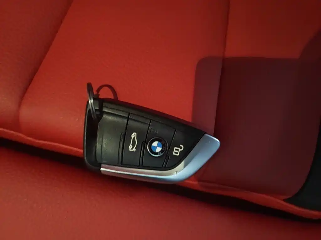 BMW 1 Series 2022 — фото 9