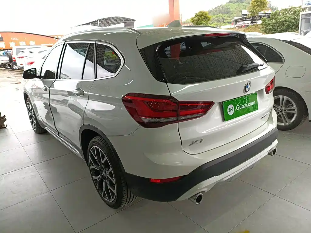 BMW X1 2022 — фото 23