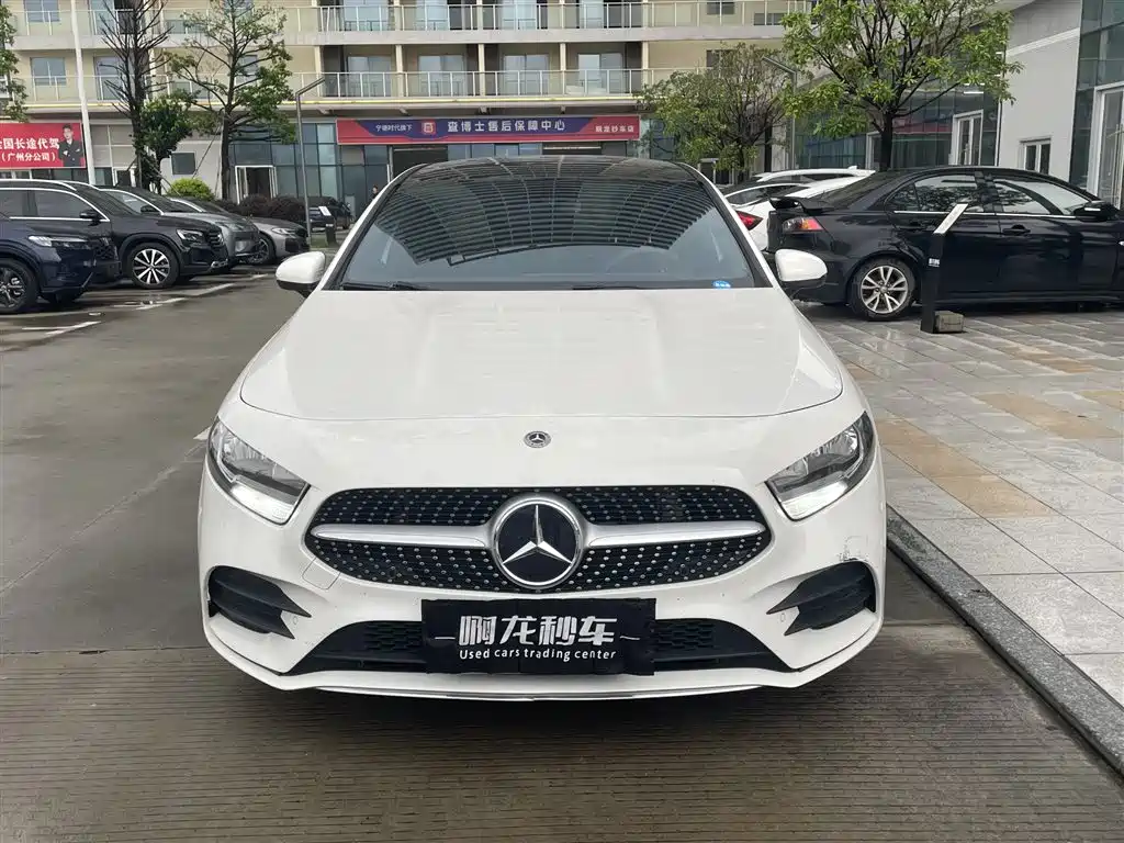 Mercedes-Benz A-Class 2021 — фото 2