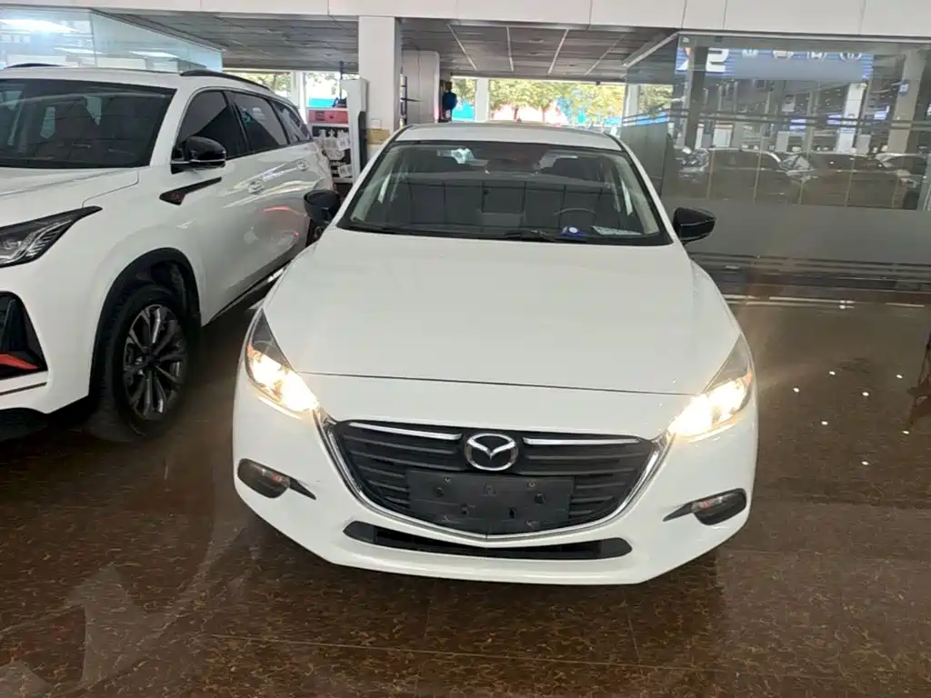 Mazda 3 Axela 2018