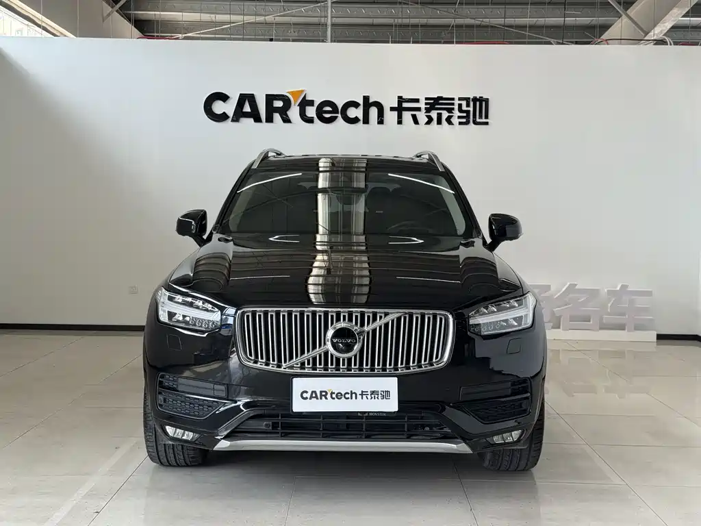 Volvo XC90 2018 — фото 2