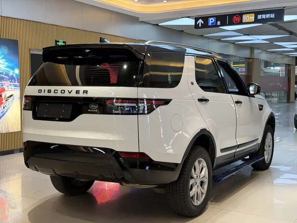 Land Rover Discovery 2019 — фото 13