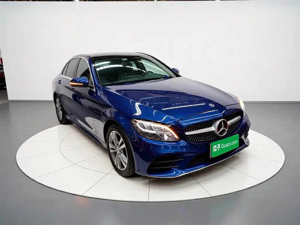 Mercedes-Benz C-Class 2021