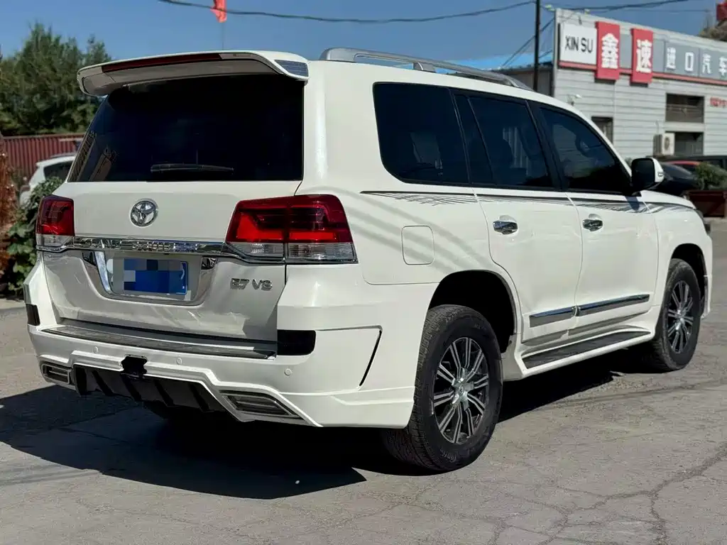 Toyota Land Cruiser 2014 — фото 9
