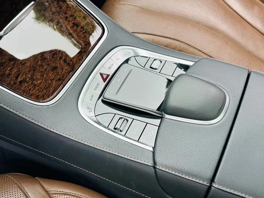 Mercedes-Benz S-Class 2020 — фото 12