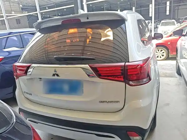 Mitsubishi Outlander 2019