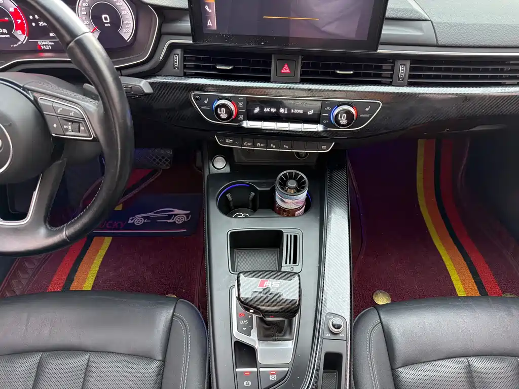 Audi A4L 2020