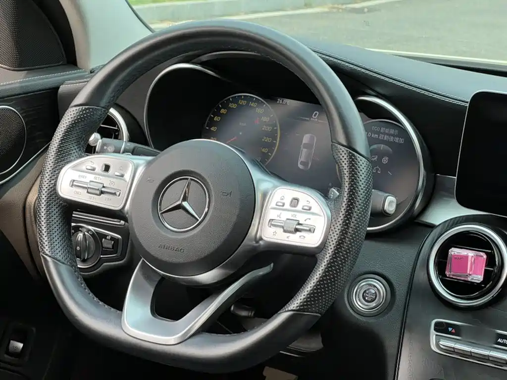 Mercedes-Benz C-Class 2020 — фото 16
