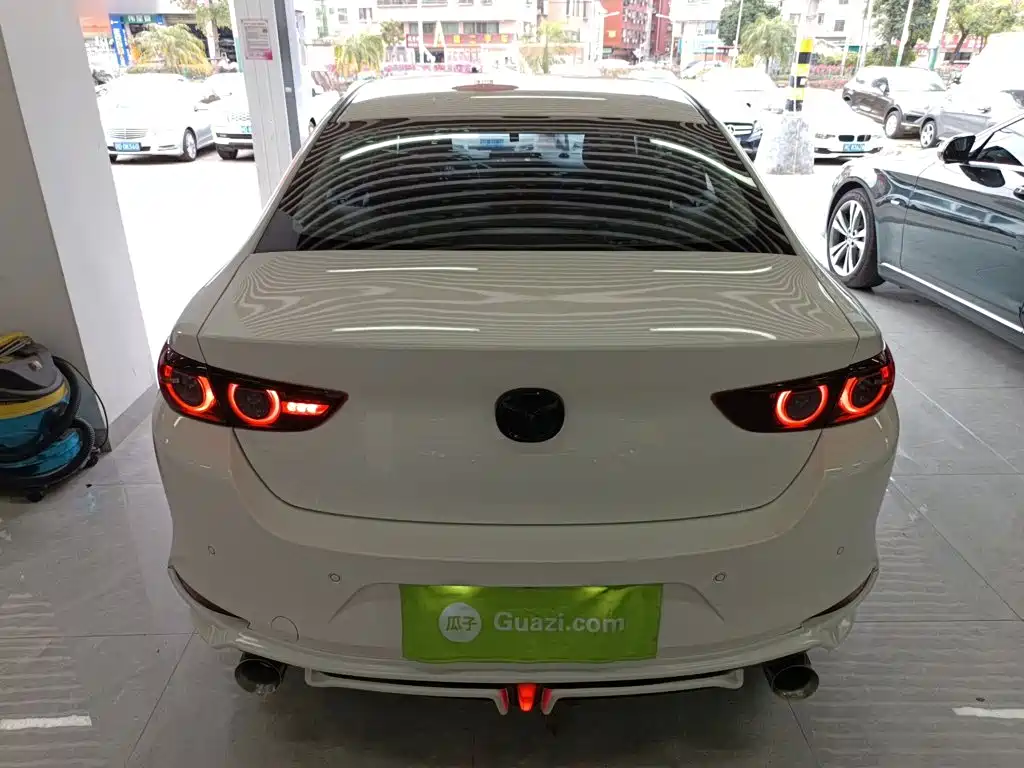 Mazda 3 Axela 2021