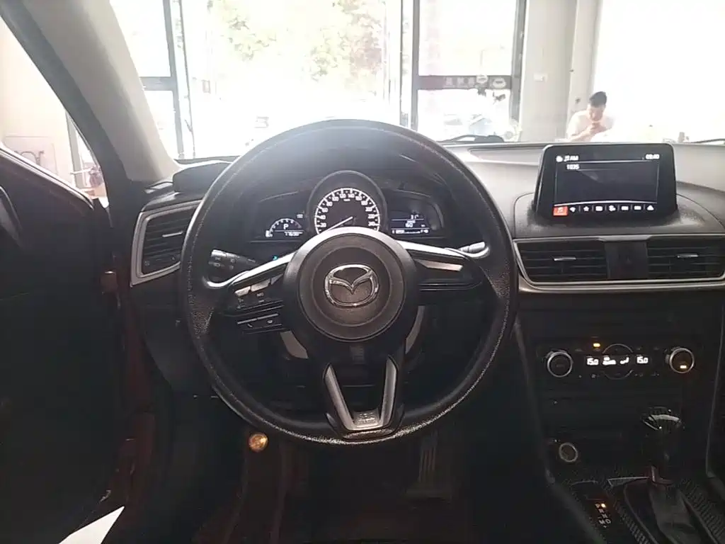 Mazda 3 Angkesela 2019 — фото 11