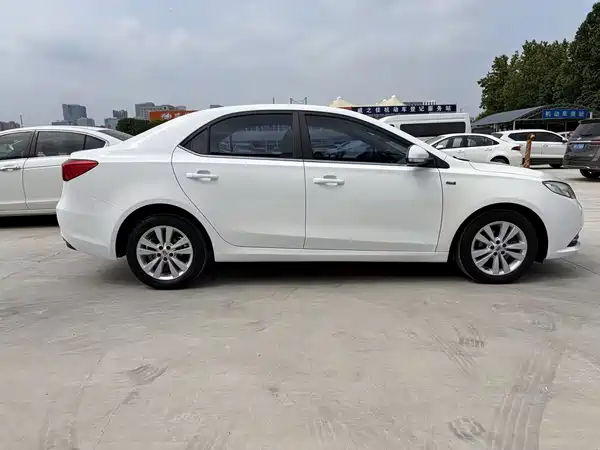 Roewe 360 2017