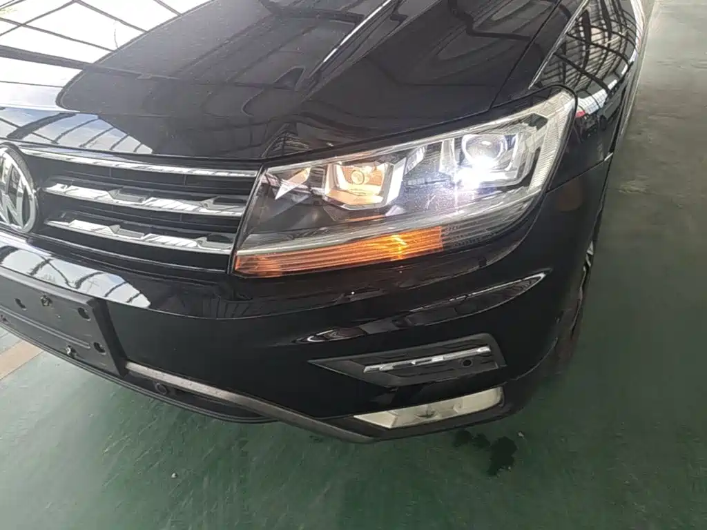 Volkswagen Tiguan L 2020 — фото 24