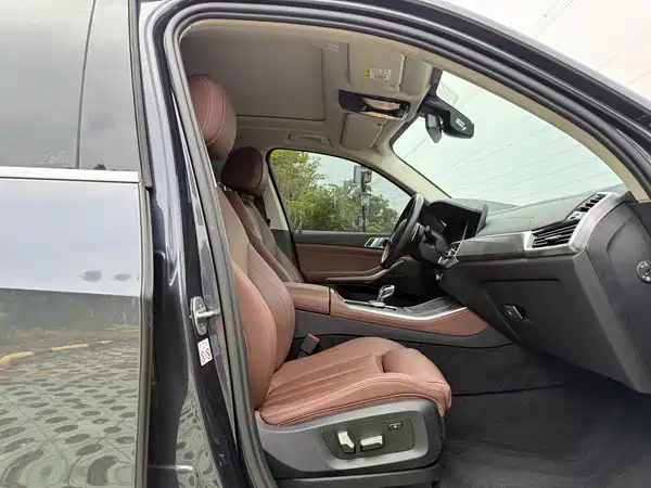 BMW X5 2021