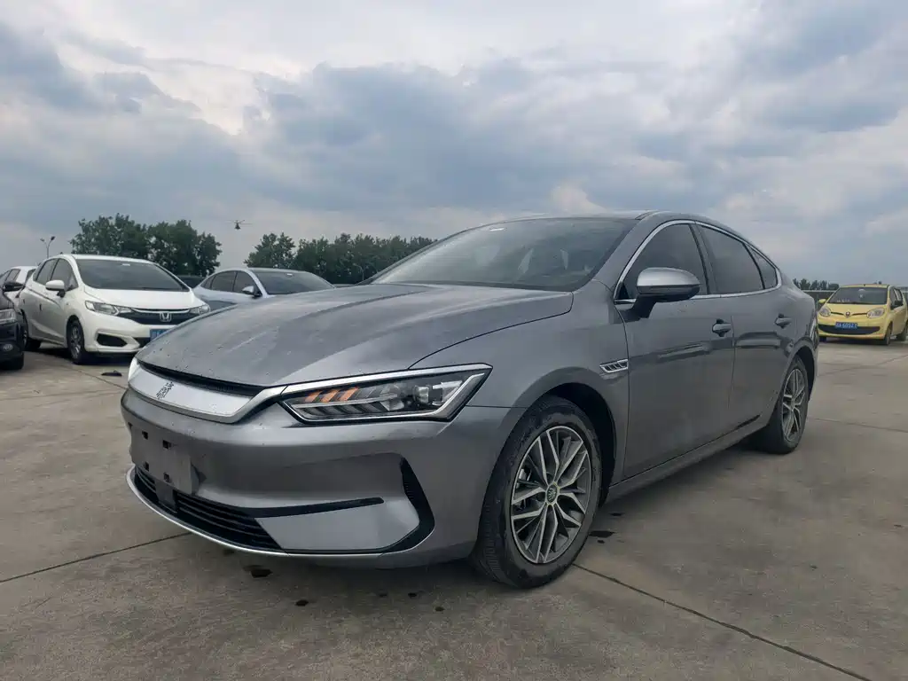 BYD Qin PLUS 2022 — фото 1