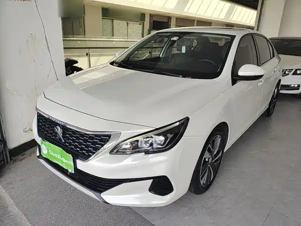 Peugeot 408 2020