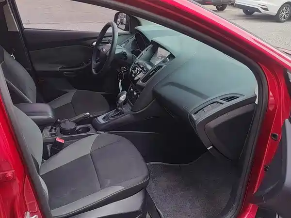 Ford Focus 2015