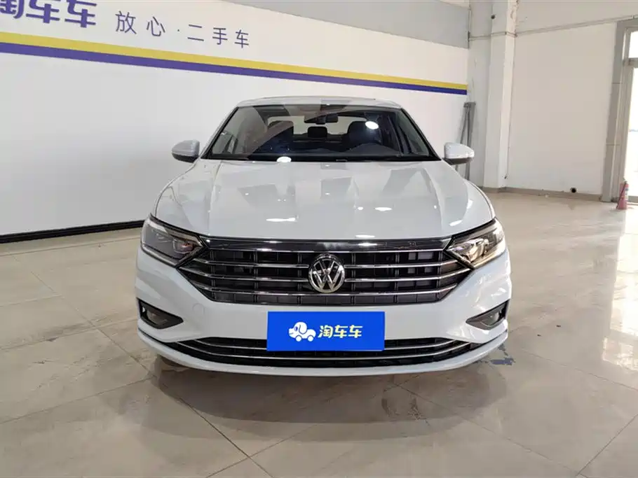 Volkswagen Sagitar 2021