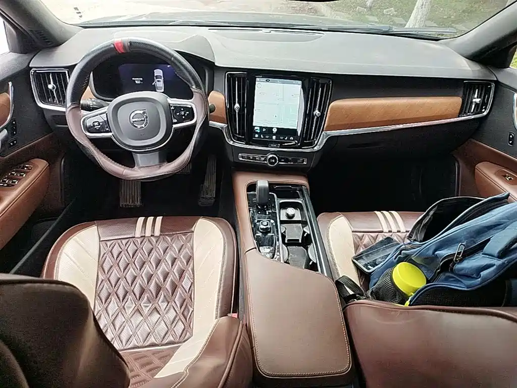 Volvo S90 2024 — фото 10