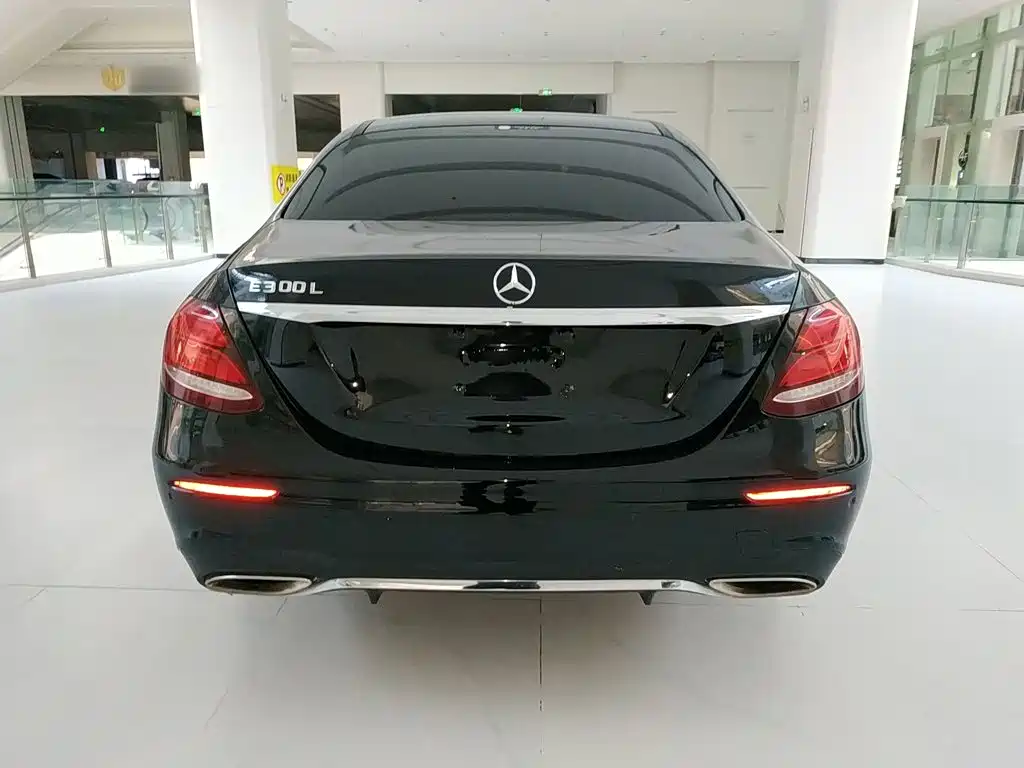 Mercedes-Benz E-Class 2017