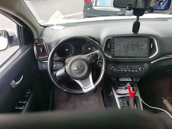 Kia KX3 2015
